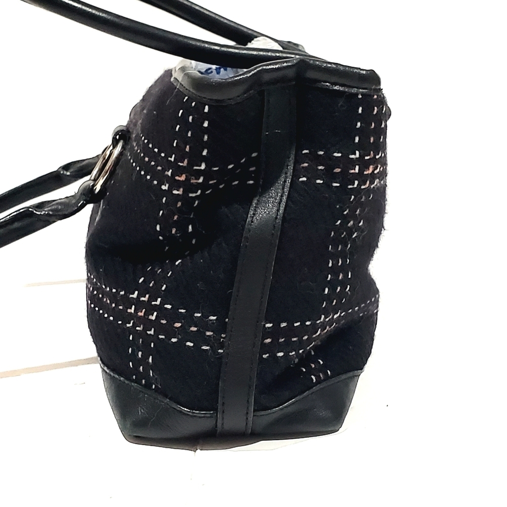 Ann Taylor LOFT Black Baguette Double Handle Bag Shoulder Bag Purse Handbag EUC - Picture 4 of 13